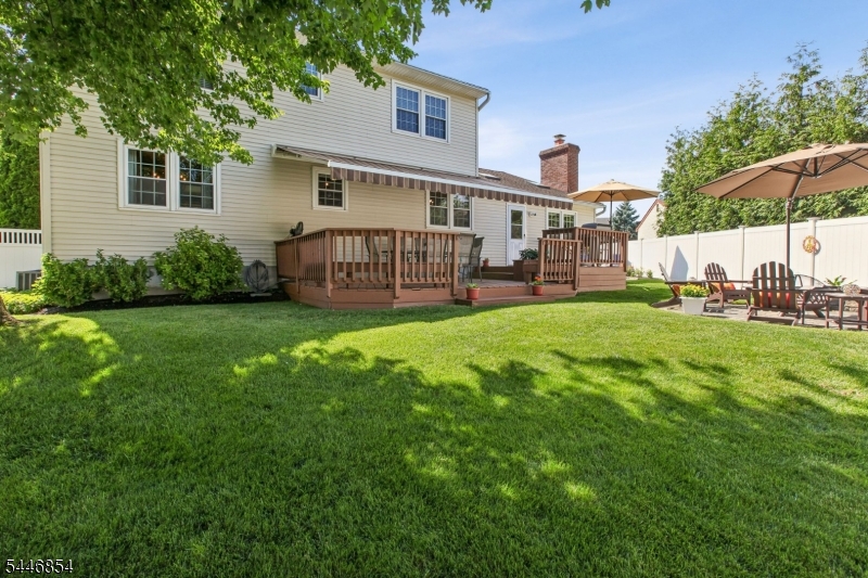 4 Van Loan Avenue Sayreville NJ 08872