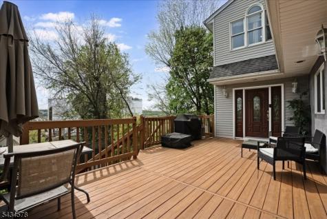 17 Albanese Road Haledon NJ 07508