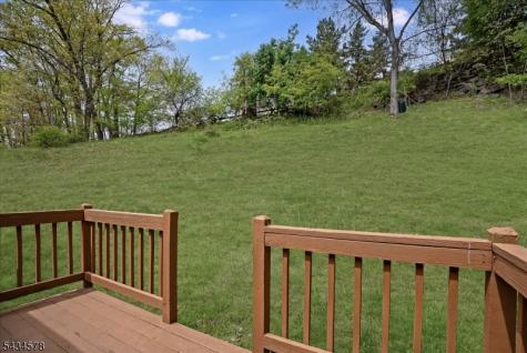 17 Albanese Road Haledon NJ 07508