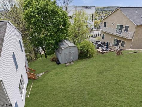 17 Albanese Road Haledon NJ 07508