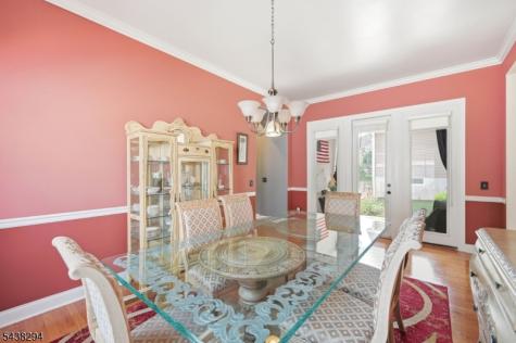 14 Bluffs Court Hamburg NJ 07419