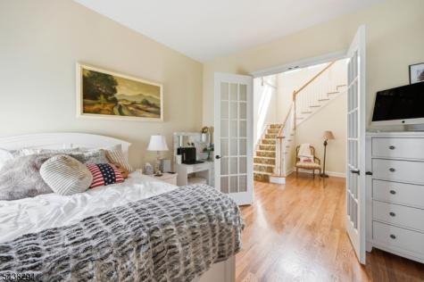 14 Bluffs Court Hamburg NJ 07419