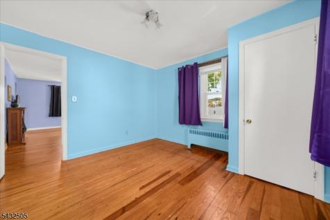 34 Allen Street Flemington NJ 08822