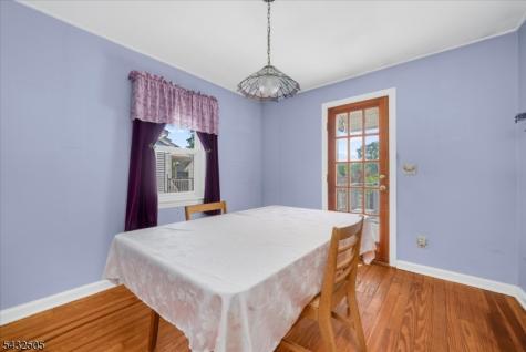 34 Allen Street Flemington NJ 08822