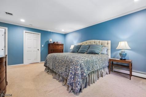 4 Amherst Drive Washington NJ 07853