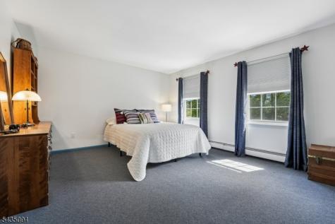 4 Amherst Drive Washington NJ 07853