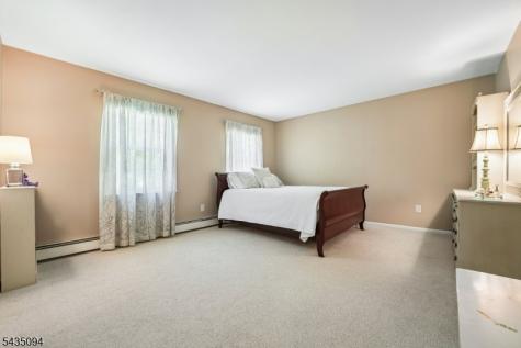 4 Amherst Drive Washington NJ 07853