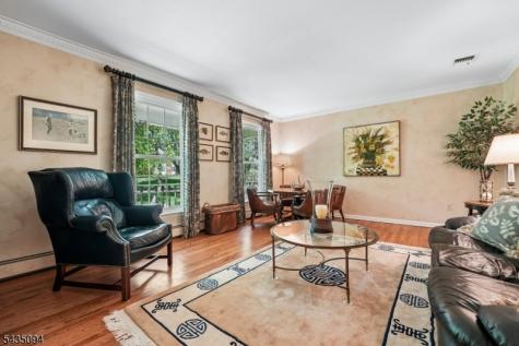 4 Amherst Drive Washington NJ 07853