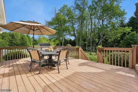 4 Amherst Drive Washington NJ 07853