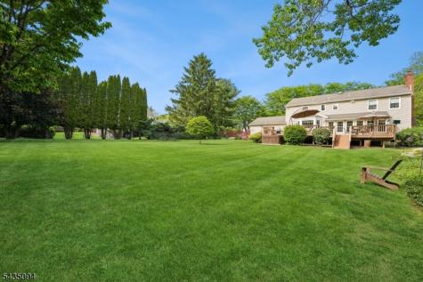 4 Amherst Drive Washington NJ 07853