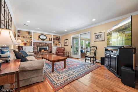 4 Amherst Drive Washington NJ 07853