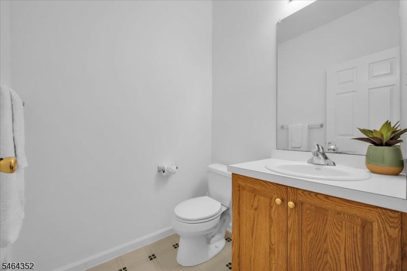 21 Reinhart Way Bridgewater NJ 08807