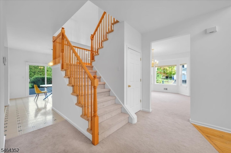 21 Reinhart Way Bridgewater NJ 08807