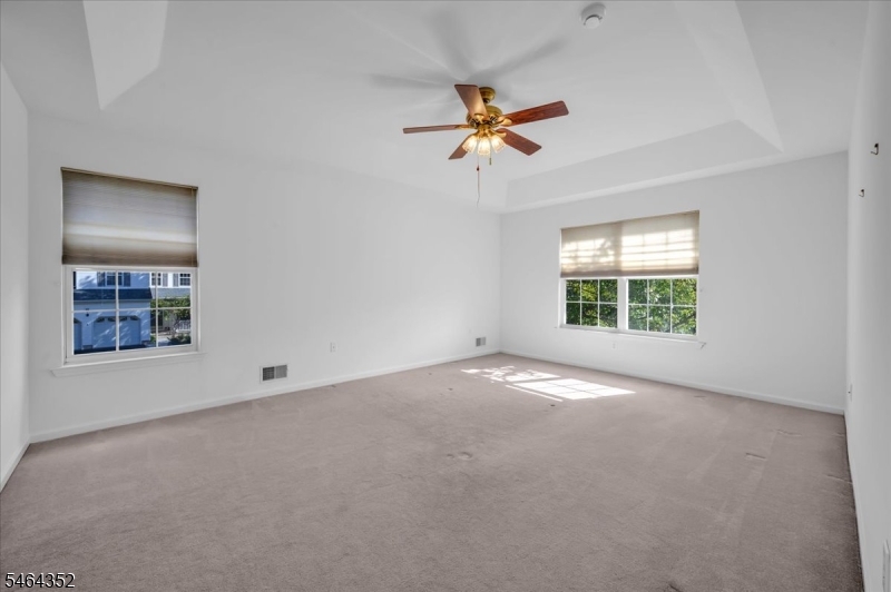 21 Reinhart Way Bridgewater NJ 08807