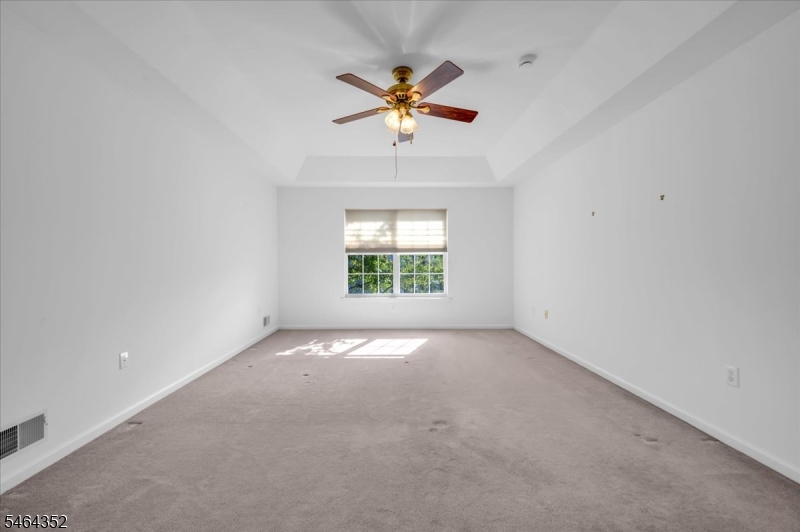 21 Reinhart Way Bridgewater NJ 08807