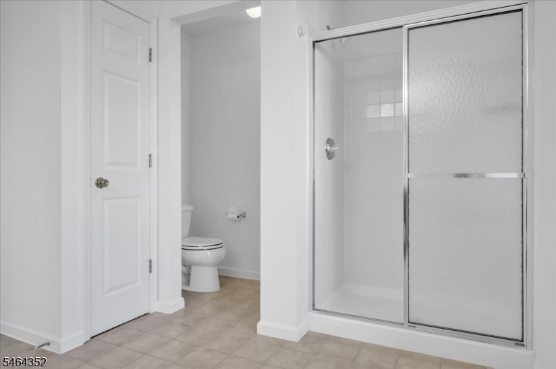 21 Reinhart Way Bridgewater NJ 08807