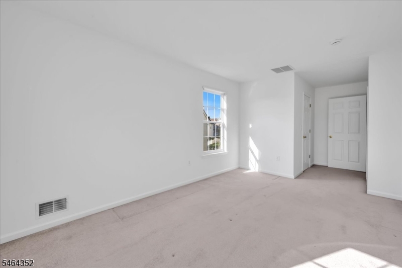 21 Reinhart Way Bridgewater NJ 08807