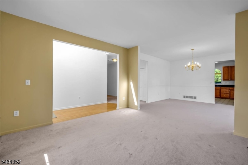 21 Reinhart Way Bridgewater NJ 08807