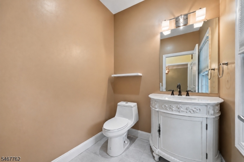 1 Efstis Court West Orange NJ 07052