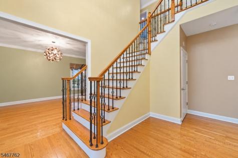 1 Efstis Court West Orange NJ 07052