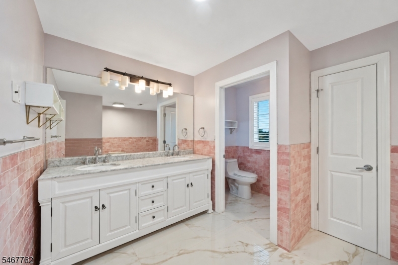 1 Efstis Court West Orange NJ 07052