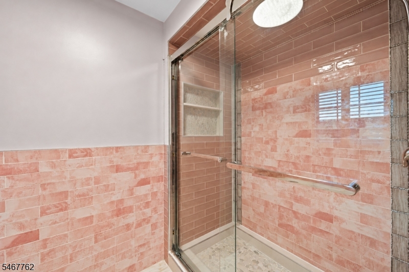 1 Efstis Court West Orange NJ 07052