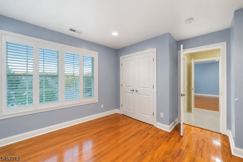 1 Efstis Court West Orange NJ 07052