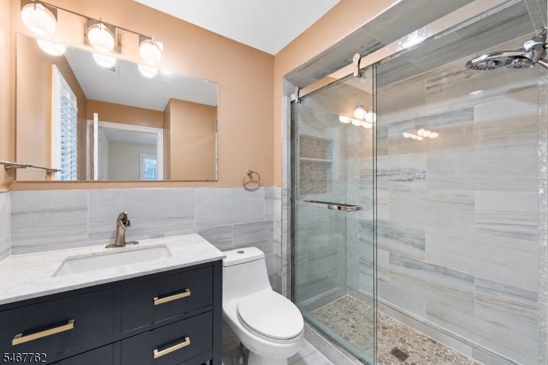 1 Efstis Court West Orange NJ 07052