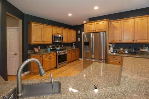 103 Lake Iliff Road Andover NJ 07860