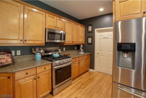 103 Lake Iliff Road Andover NJ 07860