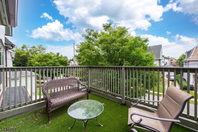 786 Lake Newark NJ 07104