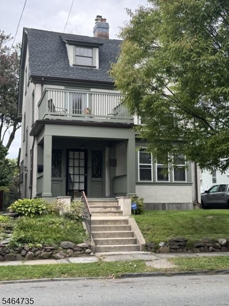 786 Lake Newark NJ 07104