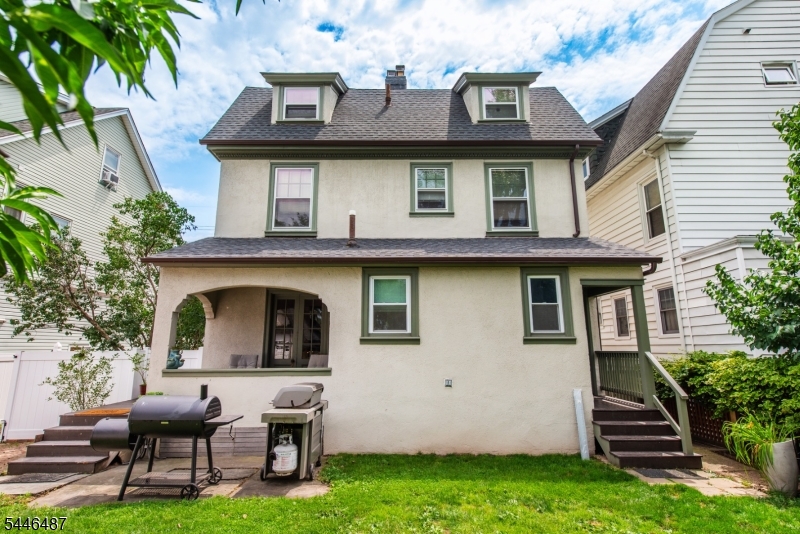 786 Lake Newark NJ 07104