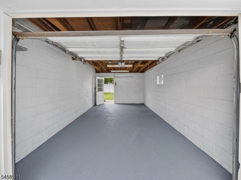 47 Albert Avenue Edison NJ 08837