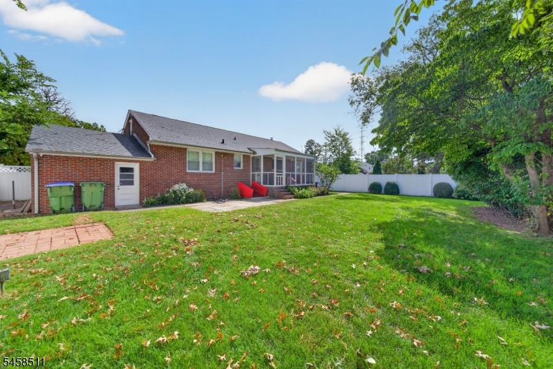 47 Albert Avenue Edison NJ 08837