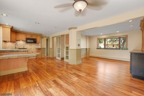 4 4TH Street Pequannock NJ 07440