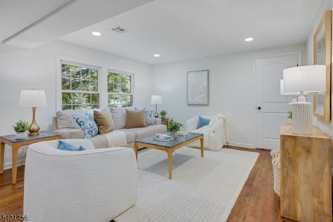 26 Woodland Road Mendham NJ 07926