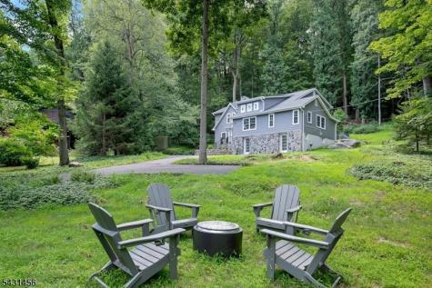 26 Woodland Road Mendham NJ 07926