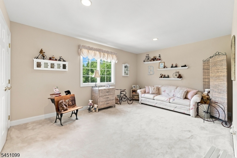 22 Ascot Drive Washington NJ 07853