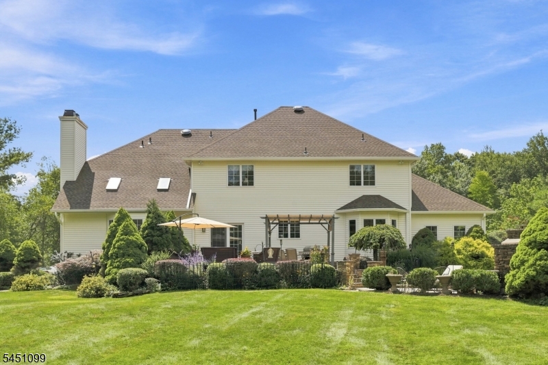 22 Ascot Drive Washington NJ 07853