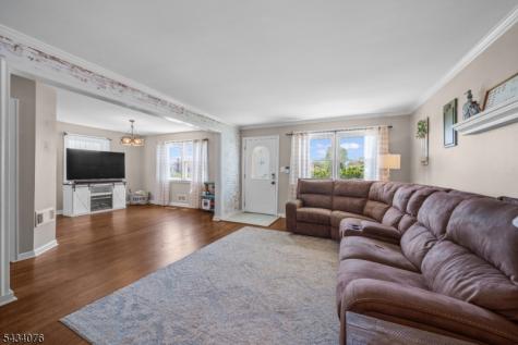 66 Fischer Avenue Nutley NJ 07110