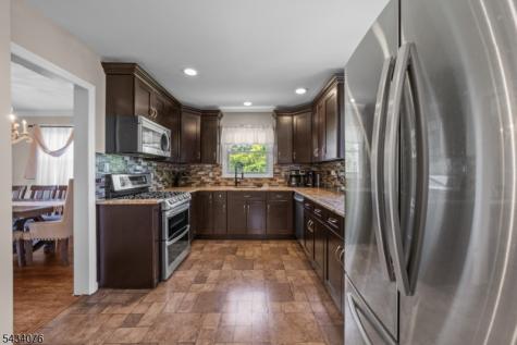 66 Fischer Avenue Nutley NJ 07110