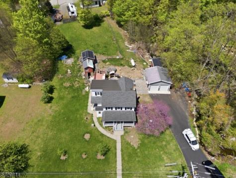 251 Russia Road Jefferson NJ 07438