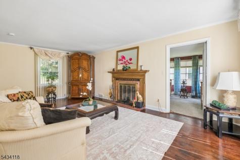59 Hillside Avenue West Orange NJ 07052