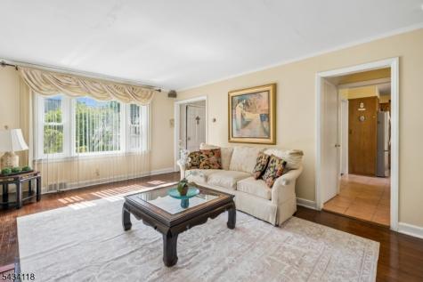 59 Hillside Avenue West Orange NJ 07052