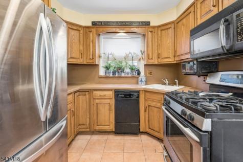 59 Hillside Avenue West Orange NJ 07052