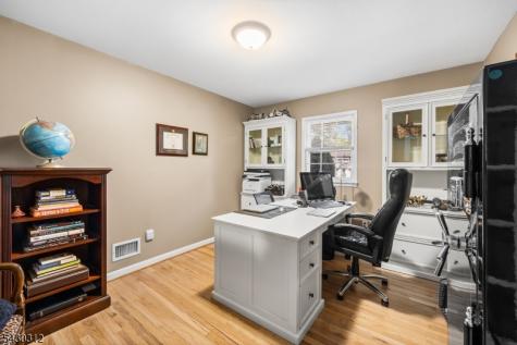 4 Gregmar Court Florham Park NJ 07932