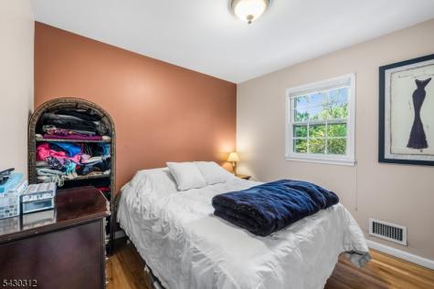 4 Gregmar Court Florham Park NJ 07932