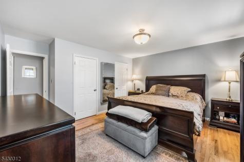 4 Gregmar Court Florham Park NJ 07932