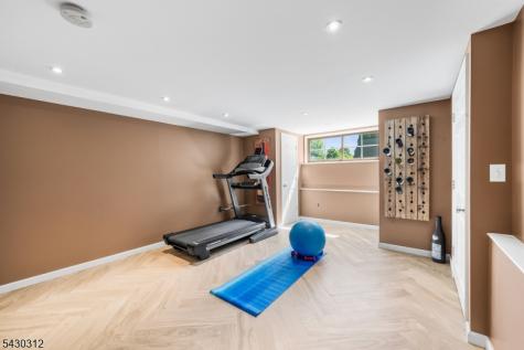 4 Gregmar Court Florham Park NJ 07932